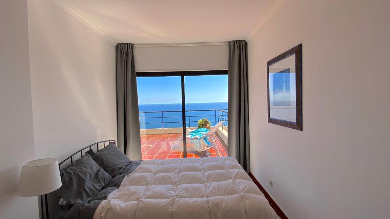 Sea View Apartment Sesimbra- Apartamento Vista Mar Luaran gambar