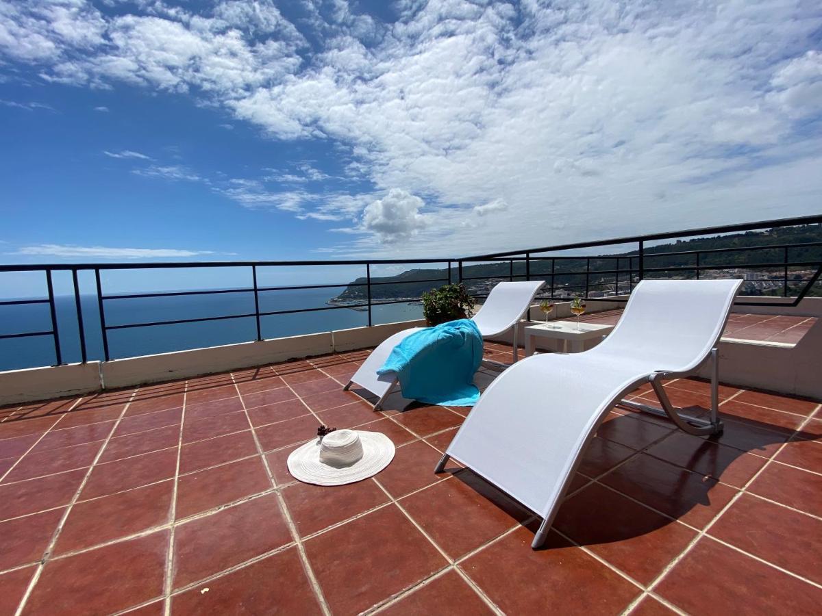 Sea View Apartment Sesimbra- Apartamento Vista Mar Luaran gambar