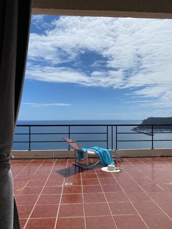 Sea View Apartment Sesimbra- Apartamento Vista Mar Luaran gambar