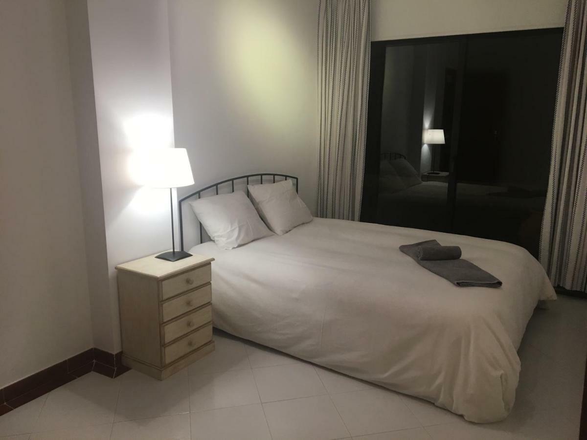 Sea View Apartment Sesimbra- Apartamento Vista Mar Luaran gambar